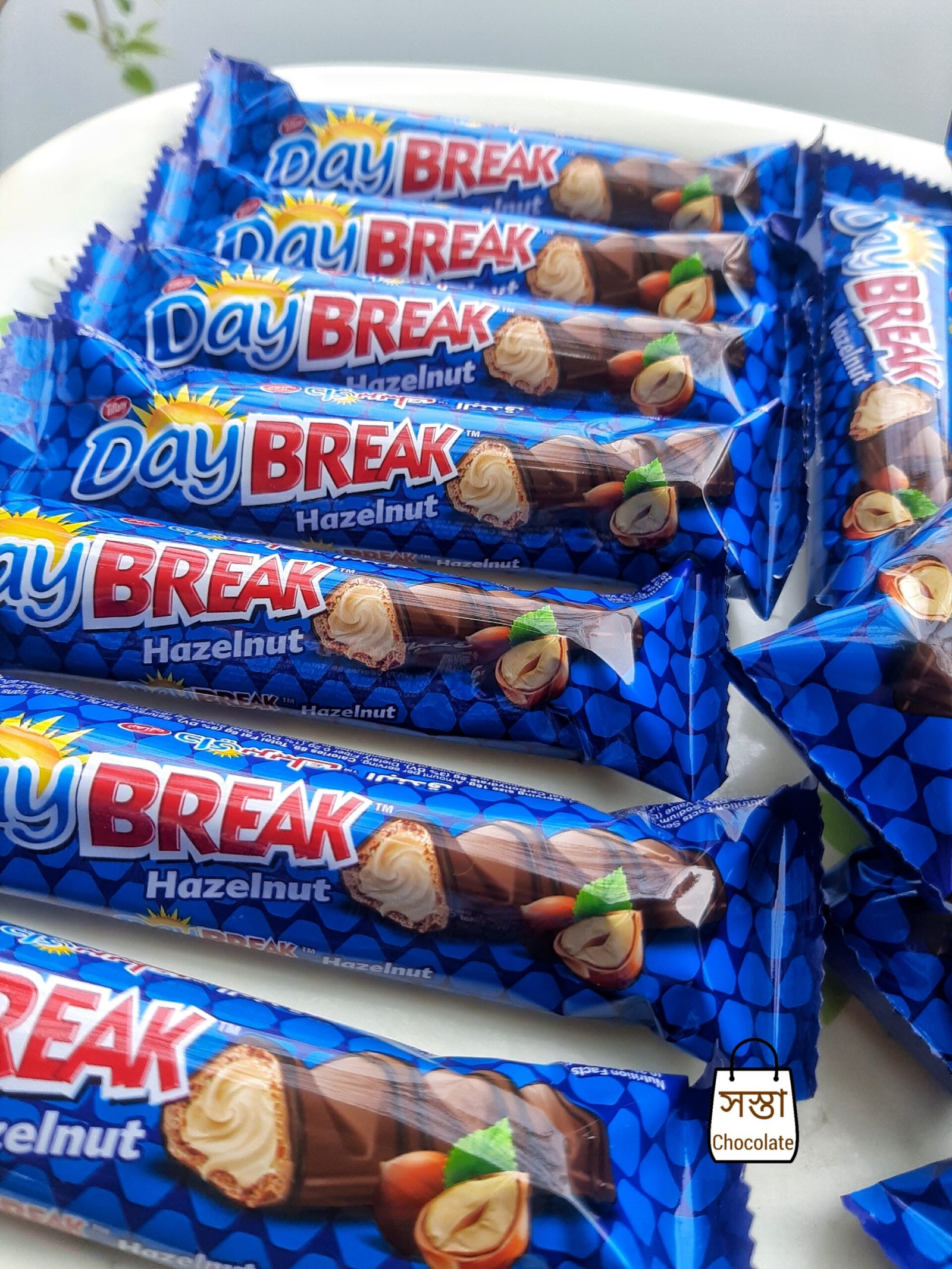 Day Break Hazelnut Chocolate - Image 2